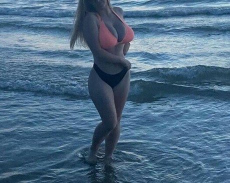 haileyyfriz model xxx galerien