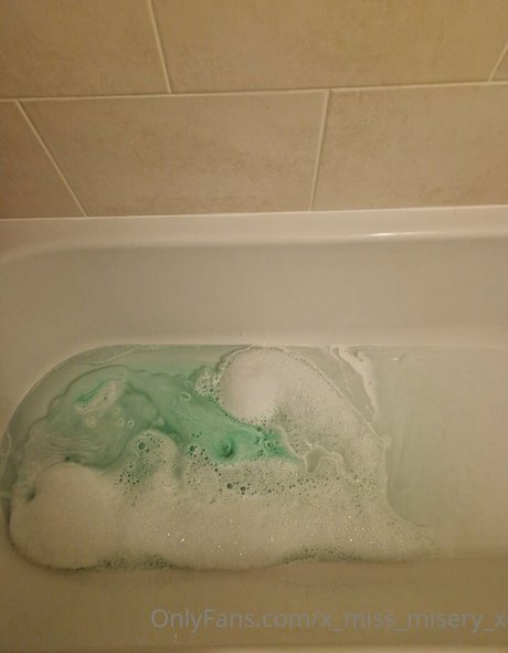 x miss misery x pornografische pornostar fotos