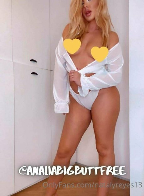 Huge Tits Nataly schauspielerin schöne galerie