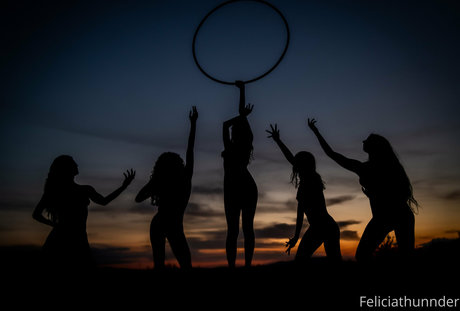 feliciathunnder schauspielerin nackten fotos