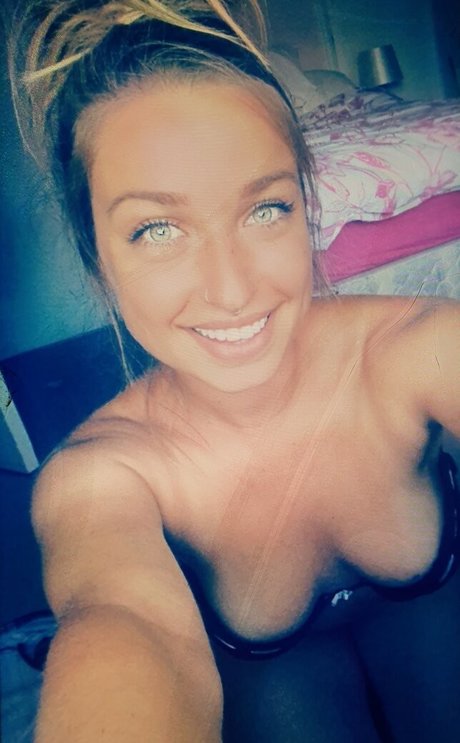 zaynes91 nackt erwachsene foto