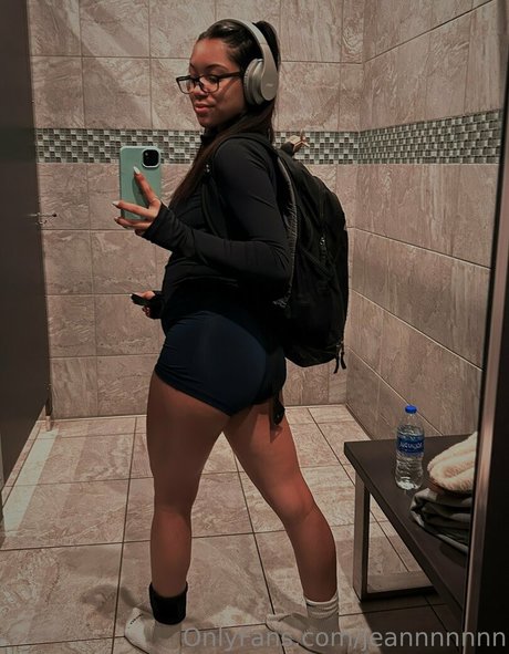 rasierte onlyfans xxx nackte archiv