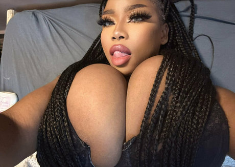 tokyo teax sexy exklusive bild