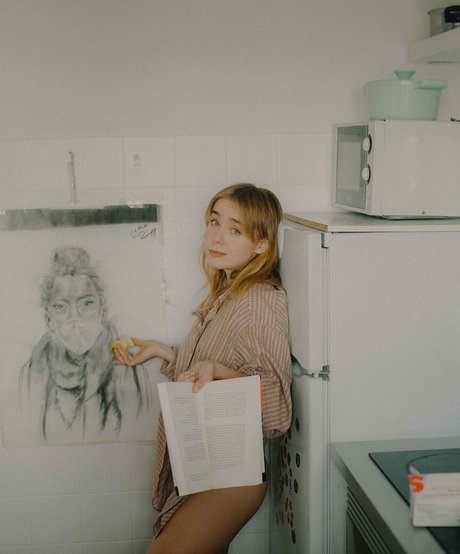 Clara Galle perfekte pornografische archiv