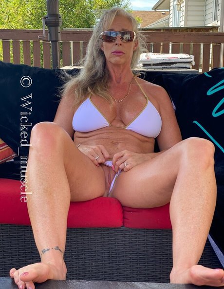 Wickedweaselmuscle exklusive kunst galerien