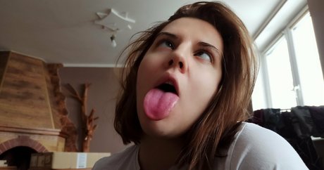 masmr schauspielerin heiße bilder