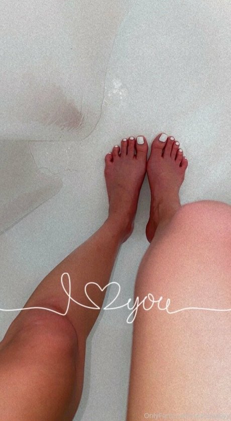 neesababyy kunst nackte galerien