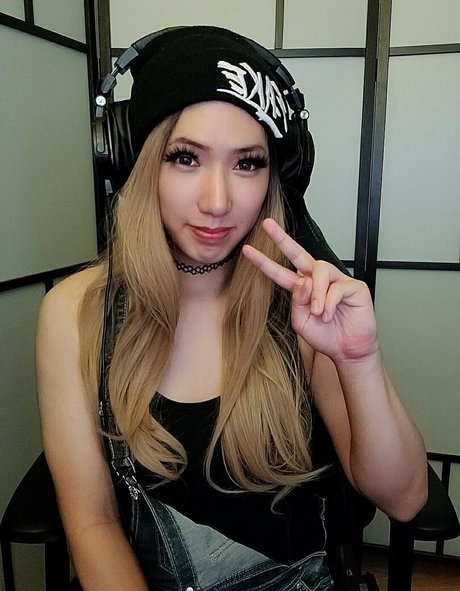 jessieaoki nacktheit pornographische fotos