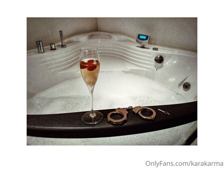 karakarma kostenlose kunst foto