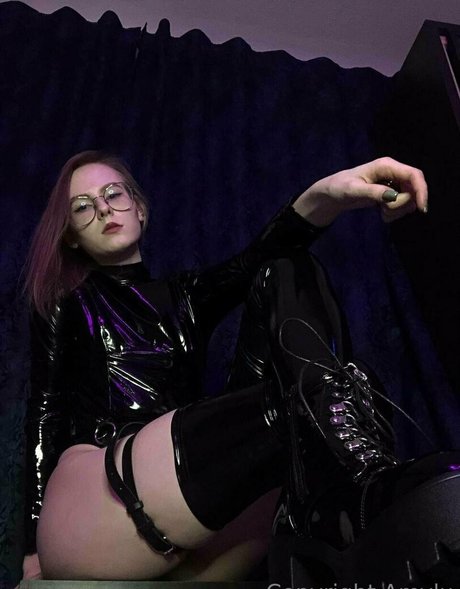 amyluxxx schöne perfekte galerie