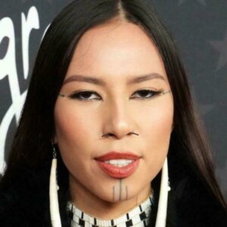 Quannah Chasinghorse erotische top galerien