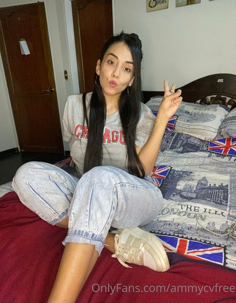 ammysfree schauspielerin kunst galerien