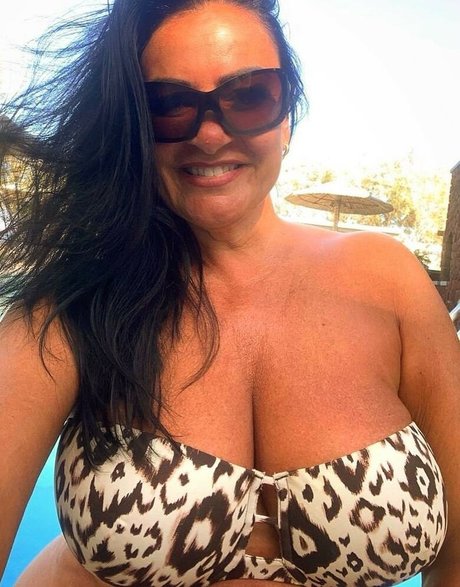 Angela Cavagna heiße perfekte galerie