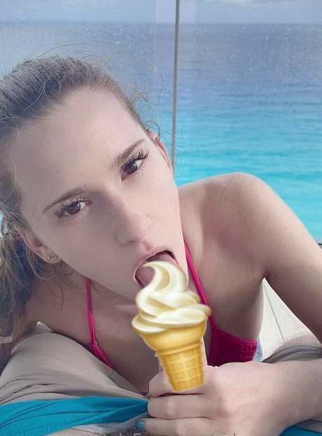 sidney tease sexy hd fotos