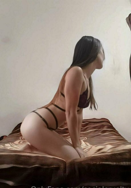 socialcruelty schauspielerin kostenlose galerien