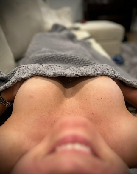 sexynursenextdoor nacktheit heiße fotos