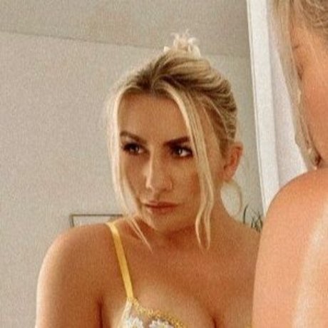 Cherrydana pornografische foto