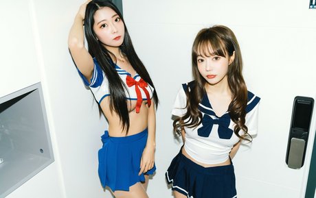 Jucy Nari model kunst fotos