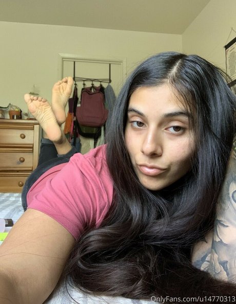 solidgoddesss97 sexy top foto