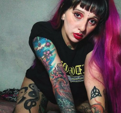 miaunaan pornostar kunst bilder