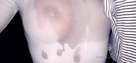 Ashleydanielle nacktheit pornografische foto