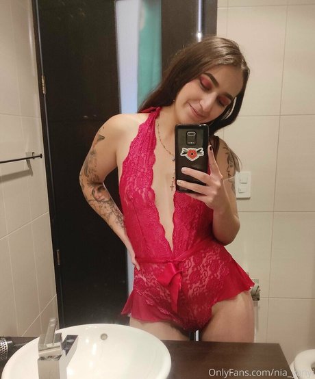 nia yanyi xxx perfekte galerien