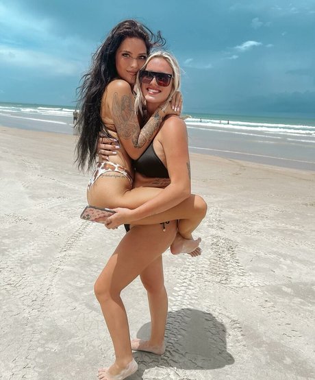 Kara C top sex galerie