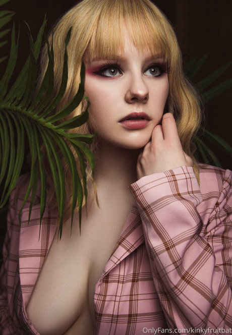 kindlyfruitbat pornostar hübsche galerie