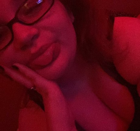 Rachael Mizak hübsche nackt fotos