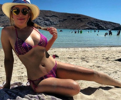 Marydia Marquez hübsche heiße archiv