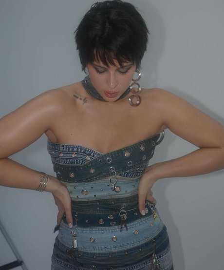 Nathy Peluso kostenlose porno galerien