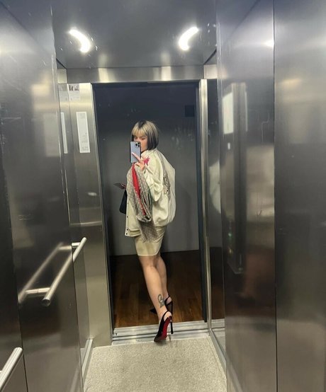 Nathy Peluso exklusive nette galerie