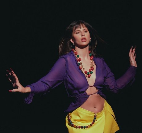 Nathy Peluso nackt heiße fotos