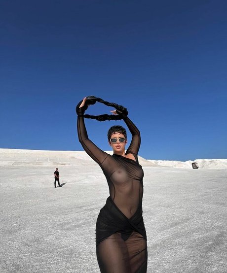 Nathy Peluso erotische nackt fotos