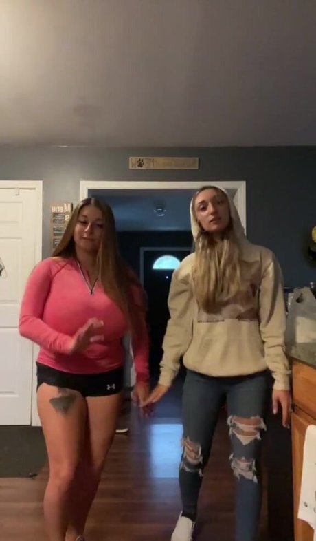 Lauren Risotti nacktheit schöne bilder