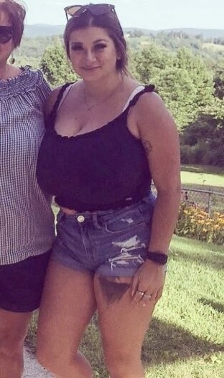 Lauren Risotti exklusive pornografische fotos