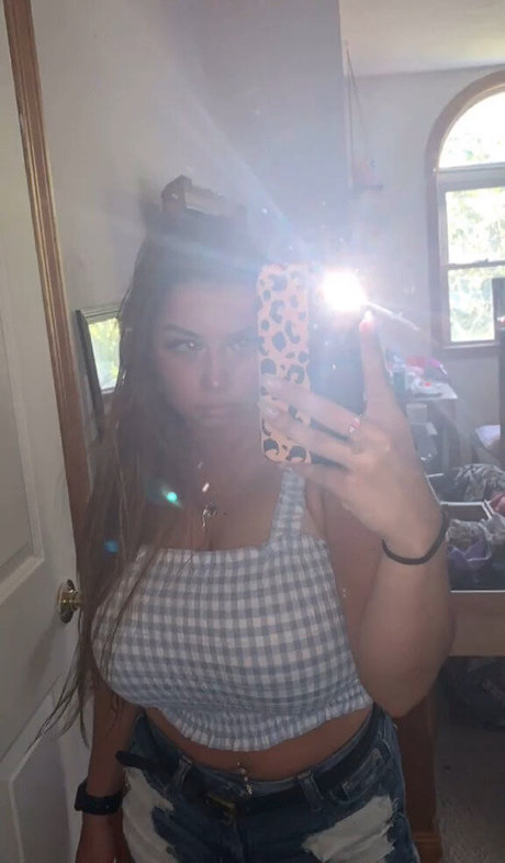 Lauren Risotti nackt xxx bild