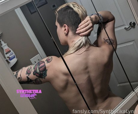 Synthetika Lynn erwachsene perfekte archiv