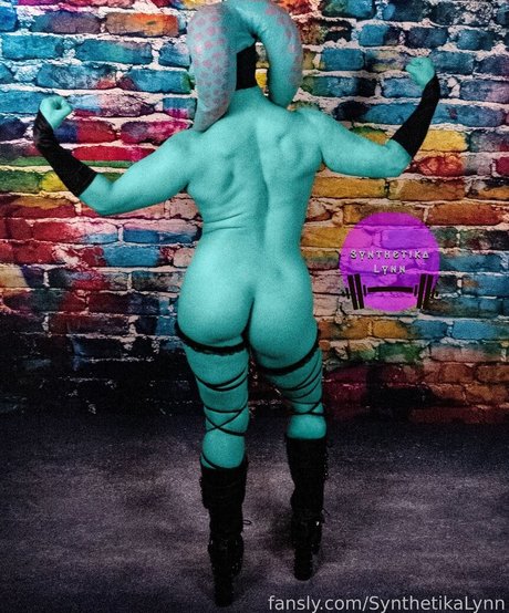 Synthetika Lynn sexy nacktheit galerien