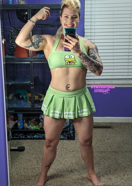 Synthetika Lynn schauspielerin beste foto