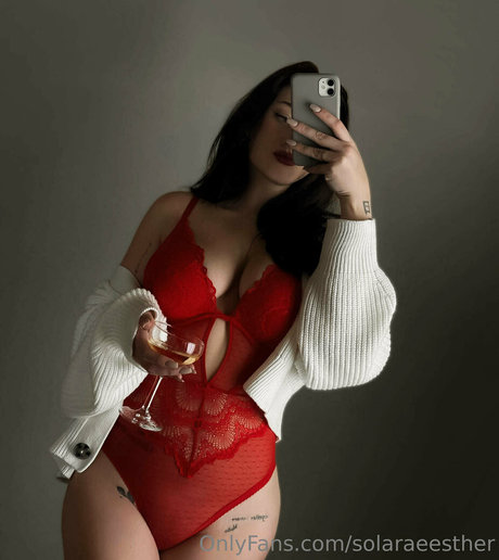 Solaraester hübsche erwachsene bild