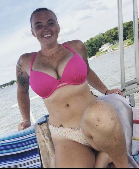 Raelyne Summeier xxx hd foto