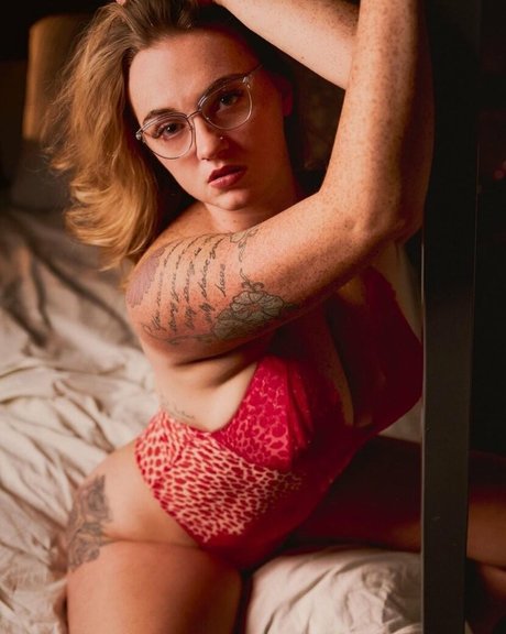 Raelyne Summeier perfekte nackten bild