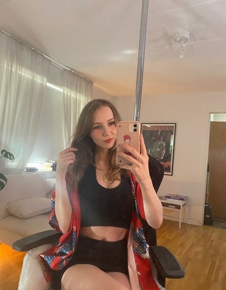 schwangere asiatische onlyfans kostenlose hübsche bilder