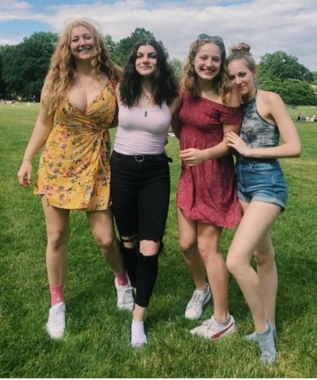 meakelena xxx nacktheit archiv