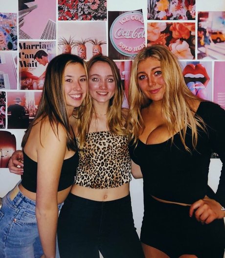 meakelena hd erwachsene bilder