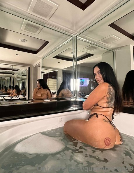 queenpromo69 perfekte nackt archiv