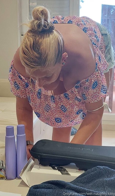 wet naughty kitty hd nackten galerien