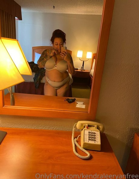 kendraleeryanfree xxx nackt galerie