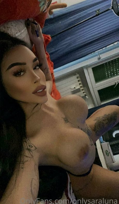 Sara Luna nackt schöne galerie